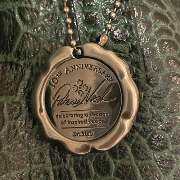 NWT Patricia Nash 10th Anniversary Distressed Vintage Croc Green Handbag (92) - Picture 15 of 16